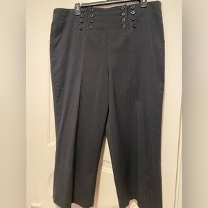 Larry Levine Women’s Stretch Capris Pants – Black, Size 16